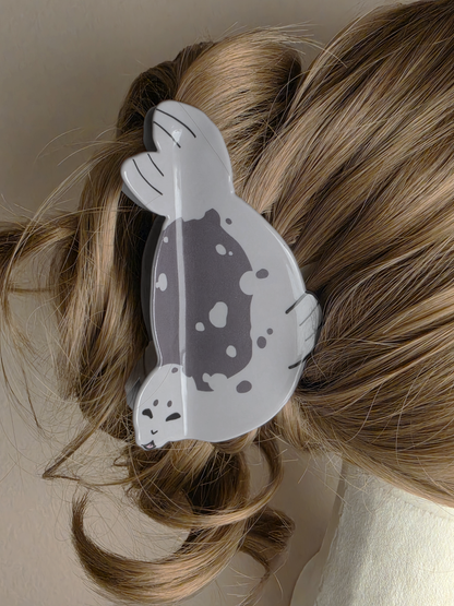 Seal Hair Claw Clip